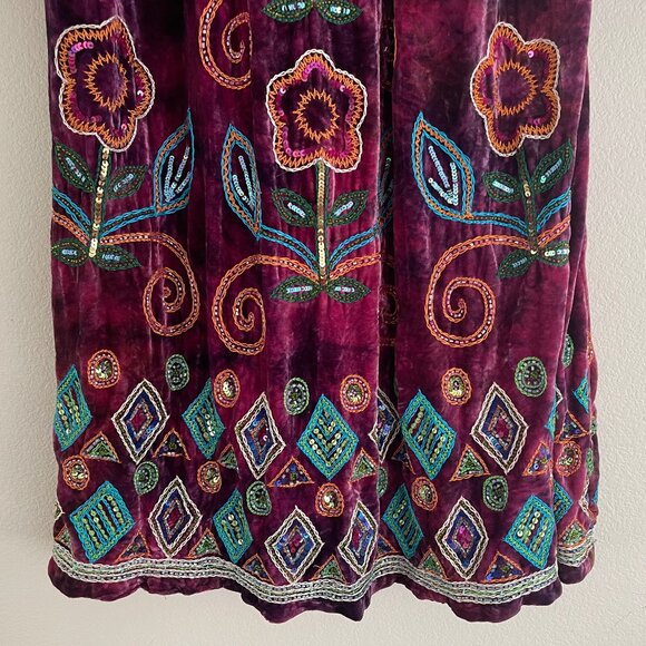 DOUBLE D RANCH Velvet Dress: Beads & Embroidery; Medium; Excellent Condition!!! - Picture 7 of 16